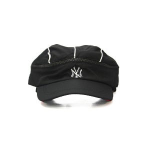 Gorra con visera y cierre